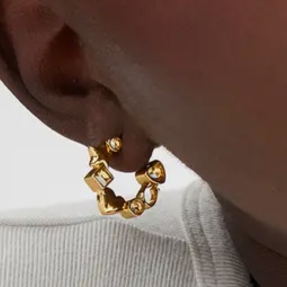 Coach Star, Heart & Mixed Crystal Huggie
Hoop Earrings in Goldtone CY137 - Picture 3 of 9